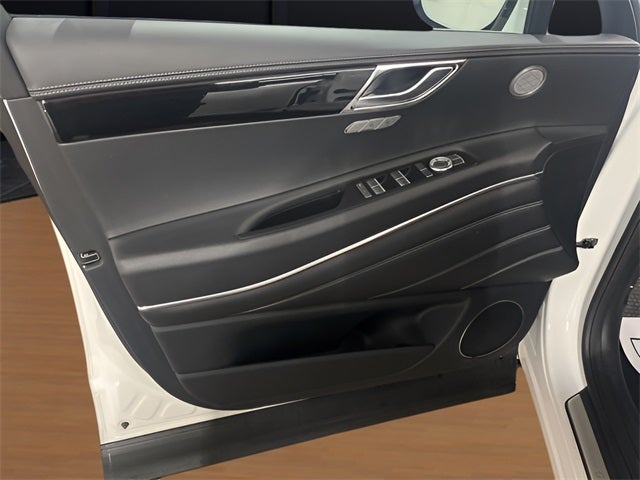 2025 Genesis GV80 2.5T Standard AWD