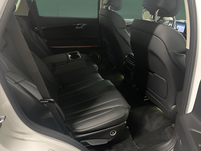 2025 Genesis GV80 2.5T Standard AWD