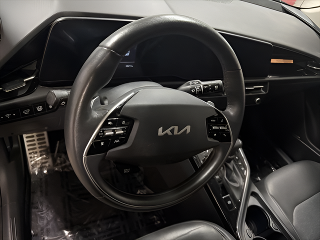 2023 Kia Niro SX Touring