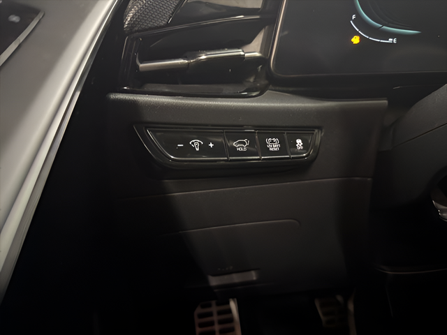 2023 Kia Niro SX Touring