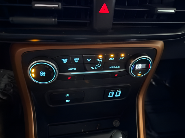 2018 Ford EcoSport SES