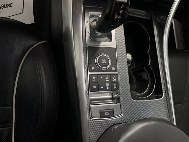 2017 Land Rover Range Rover Sport 5.0L V8 Supercharged SVR