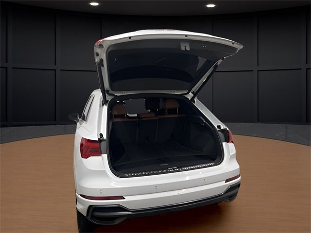 2020 Audi Q3 Premium 45 TFSI S line quattro Tiptronic