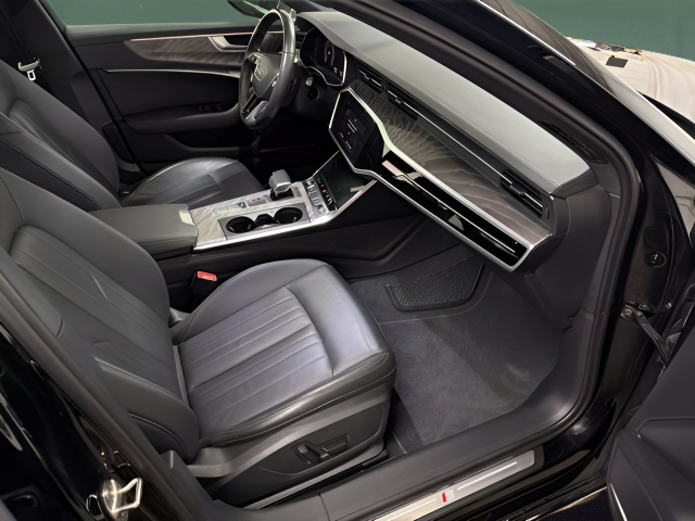 2024 Audi A6 Sedan Premium Plus 55 TFSI quattro S tronic