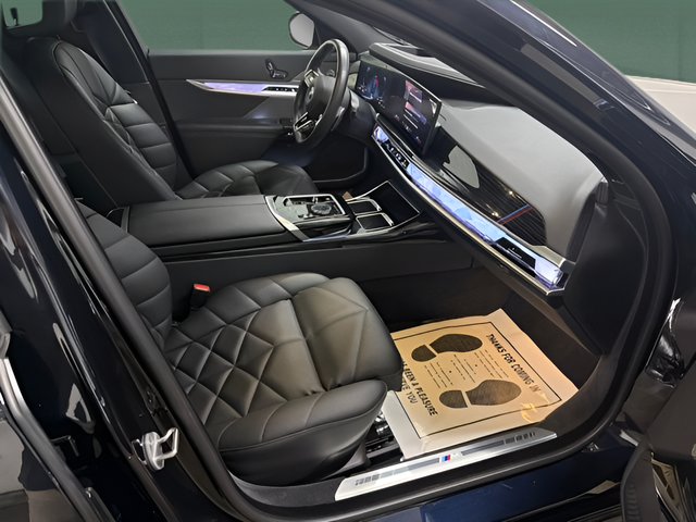 2025 BMW 740i xDrive