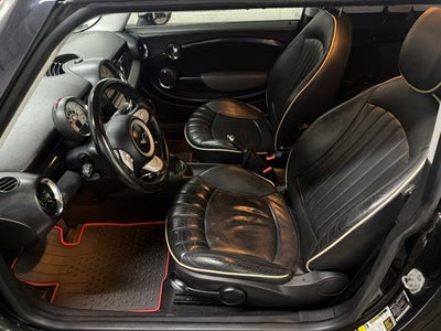 2010 MINI Cooper Clubman Base