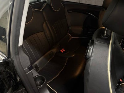 2010 MINI Cooper Clubman Base