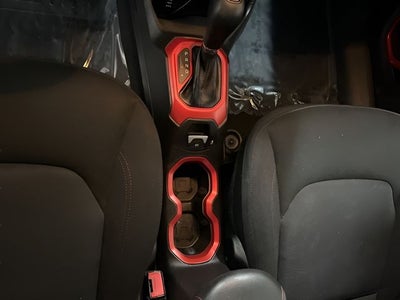 2015 Jeep Renegade Trailhawk