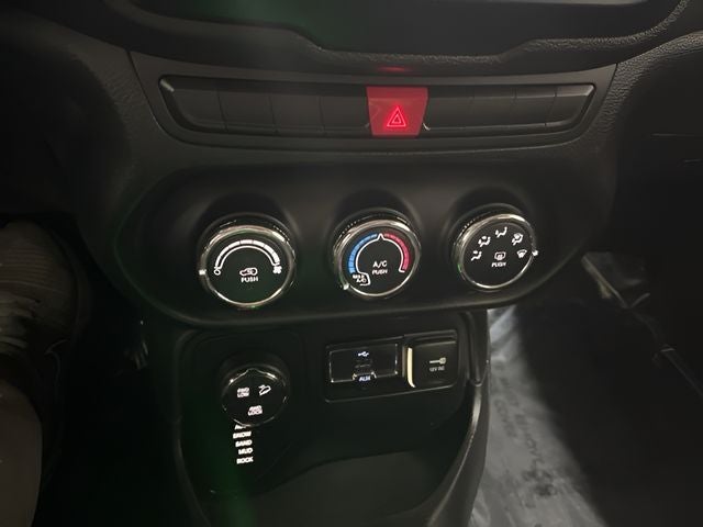 2015 Jeep Renegade Trailhawk