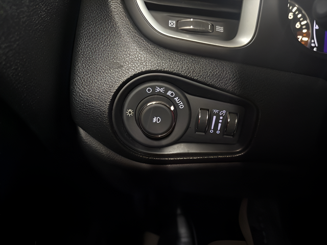 2020 Jeep Renegade Latitude FWD