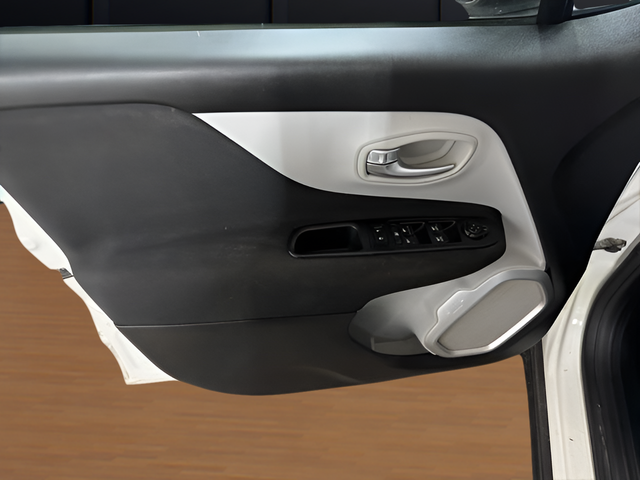 2019 Jeep Renegade Latitude FWD