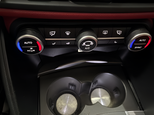 2018 Alfa Romeo Giulia Ti Sport